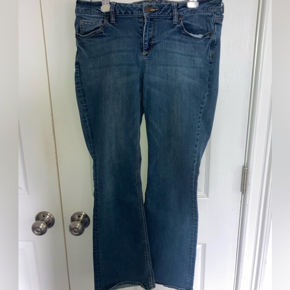 NY&CO Curvy Bootcut Denim Jeans Sz 8P - Picture 1 of 4